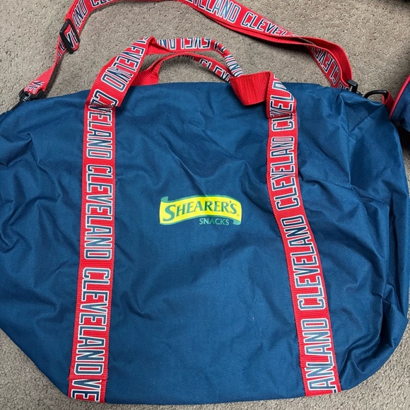 Cleveland Indians duffle bags lot of 2 - Picture 4 of 11